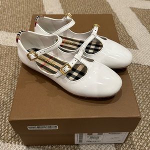 Burberry Kids Jesse Abrut Mary Janes
